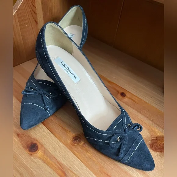 LK Bennett Navy Lucia pumps - Picture 1 of 5